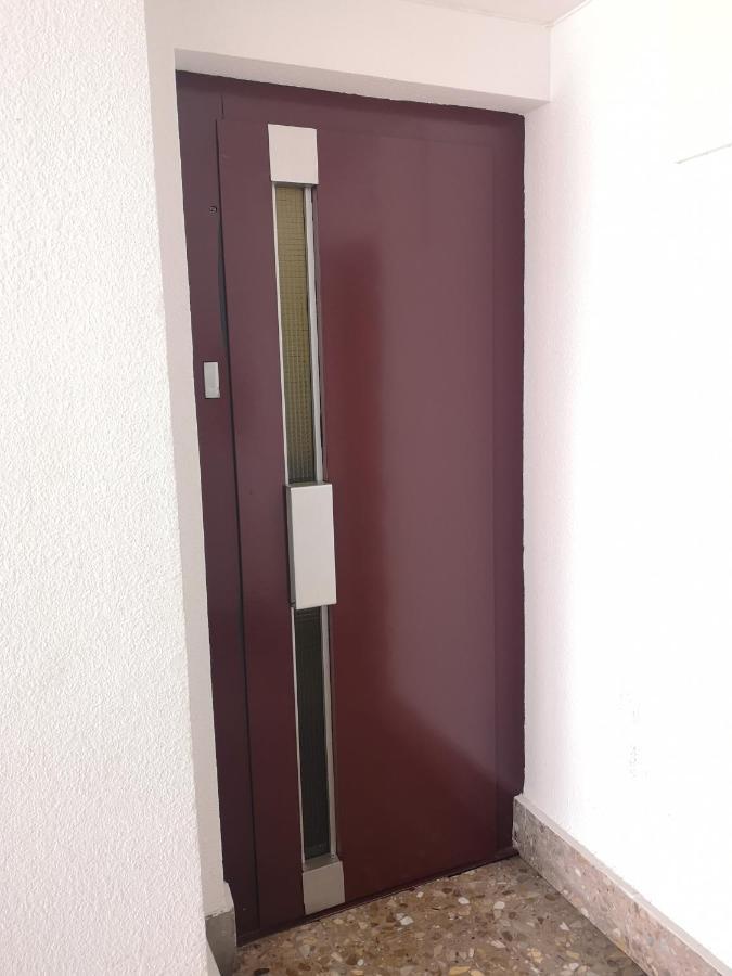 Lc Jacetania Pirineos Apartamento Jaca Exterior foto